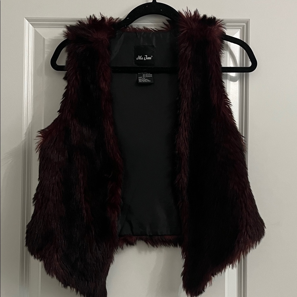 Me Jane Burgundy Faux Fur Vest